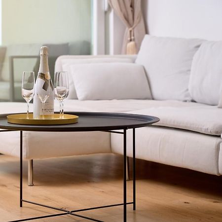 Klara Beach Apartment Split Eksteriør billede