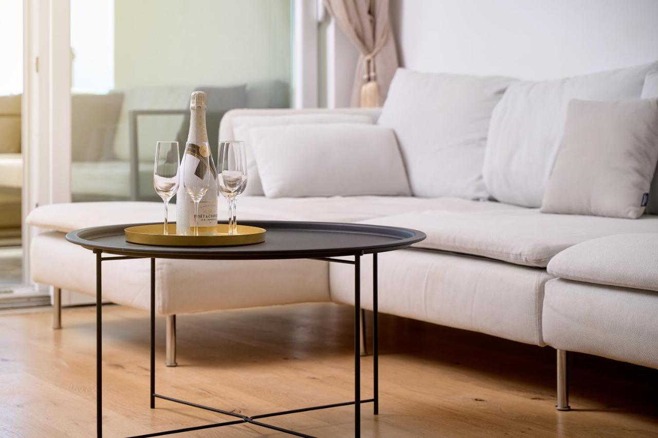 Klara Beach Apartment Split Eksteriør billede